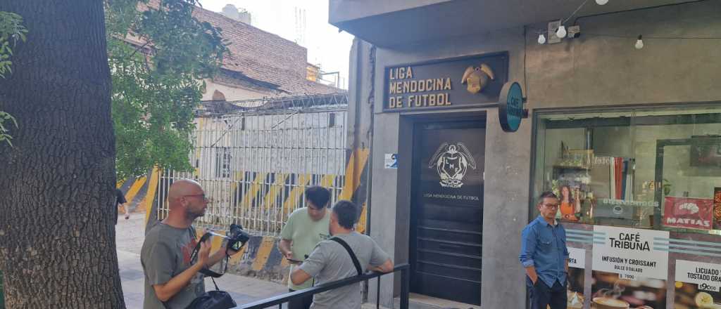 Allanaron la Liga Mendocina por transferencias millonarias