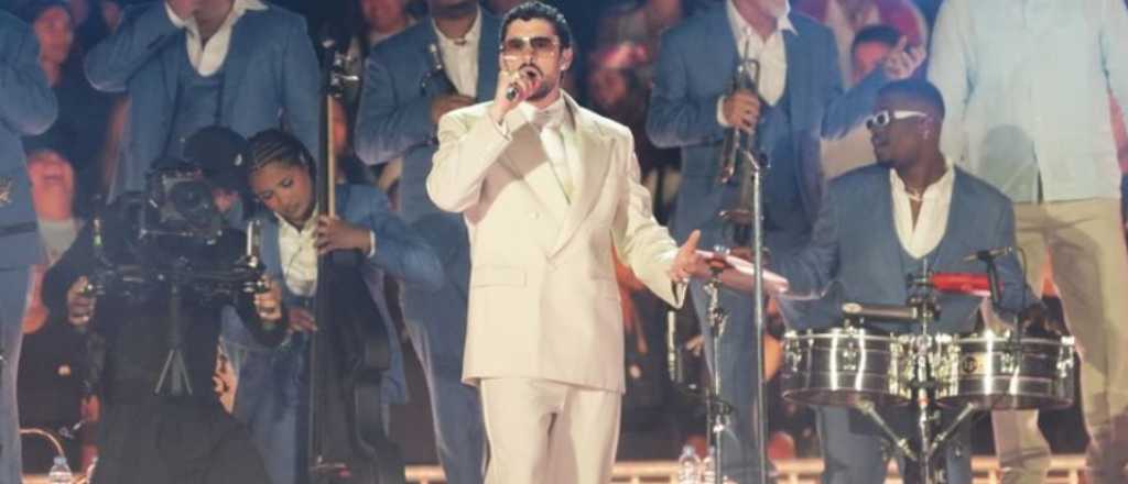 Bad Bunny enloqueci&oacute; a sus fans en River y celebr&oacute; junto a artistas argentinas