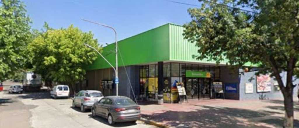 Con 19 años quiso entrar a robar a un Vea por un boquete