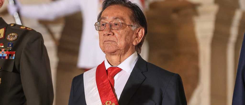 El marxista José María Balcázar es el presidente interino de Perú