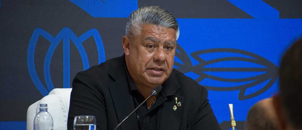 Citaron a Claudio Tapia a declarar y le prohibieron salir del país