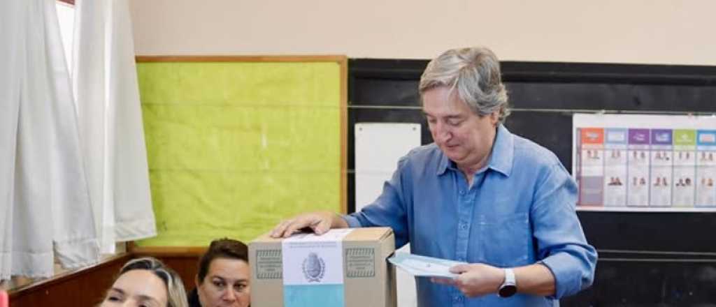 Emir Félix votó y habló de la baja participación: "Mucha gente de vacaciones"