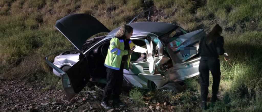 Un camionero se quedó dormido y chocó a un auto: dos niños heridos