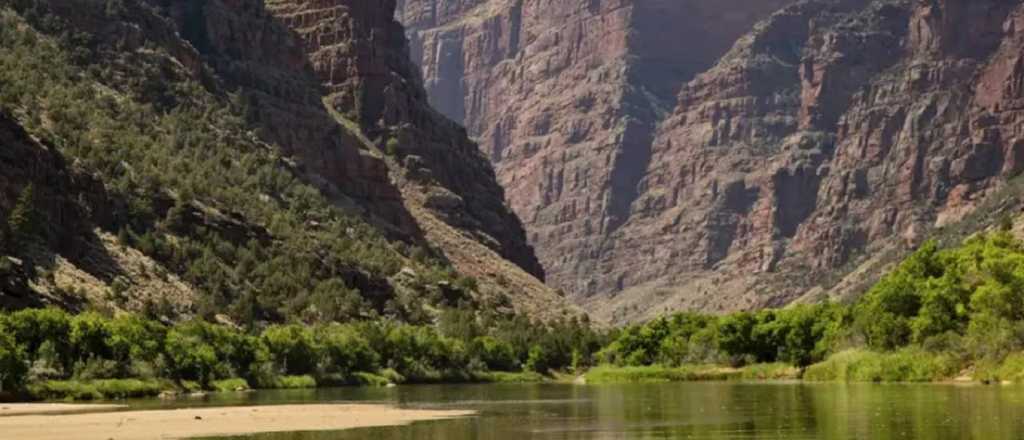 El r&iacute;o que parece fluir cuesta arriba: el enigma geol&oacute;gico que inquieta a los cient&iacute;ficos