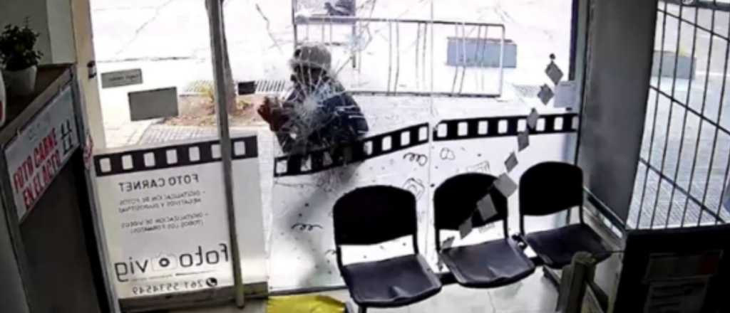 Detuvieron a un hombre acusado de robar en una casa de fotograf&iacute;a en Ciudad