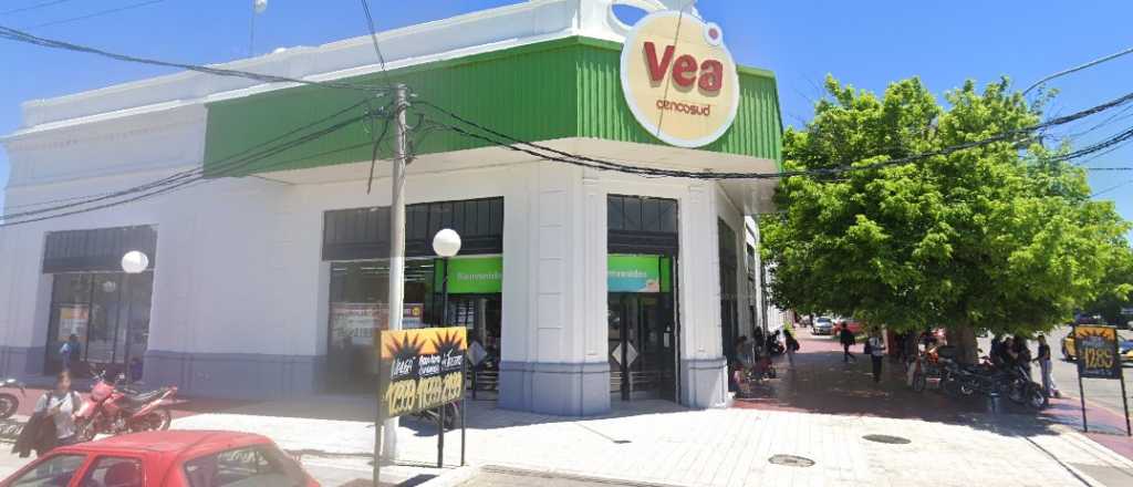 Condenan a Vea a pagar $100 millones por un portón que cayó por el Zonda