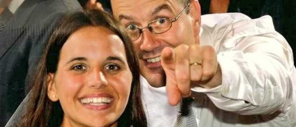 Empezaron las clases y los ilustres alumnos de inglés tienen "coronita"