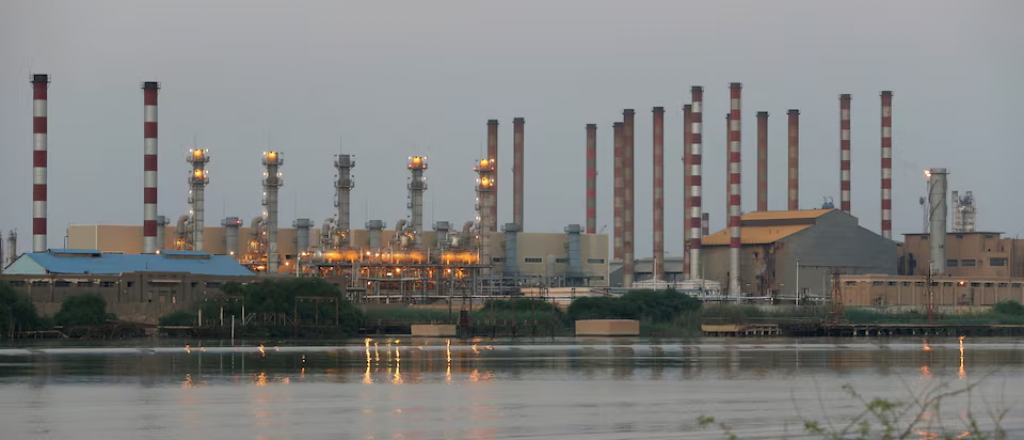 En números: la producción e infraestructura de petróleo y gas de Irán