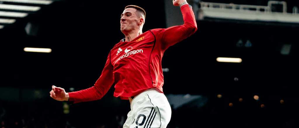 El United gan&oacute; y le arrebat&oacute; el tercer puesto al Aston Villa del Dibu