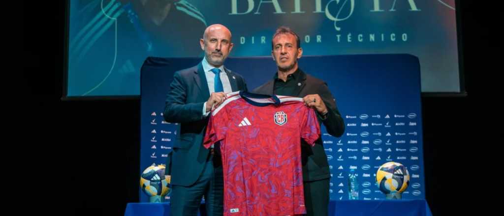 El Bocha Batista asumió en una selección para llegar al Mundial 2030