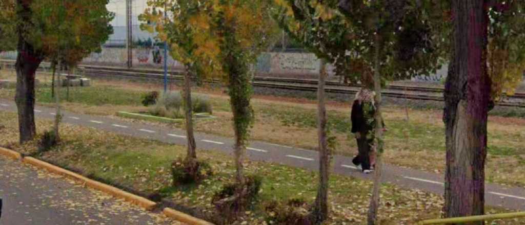 Una chica de 19 a&ntilde;os fue v&iacute;ctima de un robo en una ciclov&iacute;a de Godoy Cruz