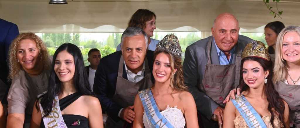 El Gobernador acompa&ntilde;&oacute; a las reinas vendimiales en el Desayuno Real