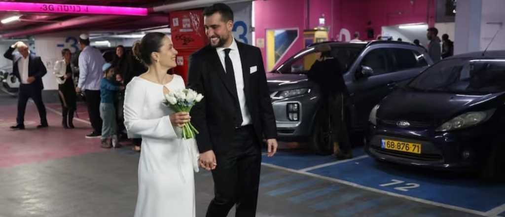 Amor en plena guerra: el argentino que se casó en un refugio en Israel