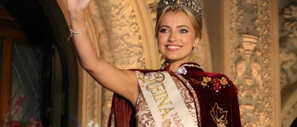 Azul Antol&iacute;nez brind&oacute; una conferencia en San Rafael tras su coronaci&oacute;n