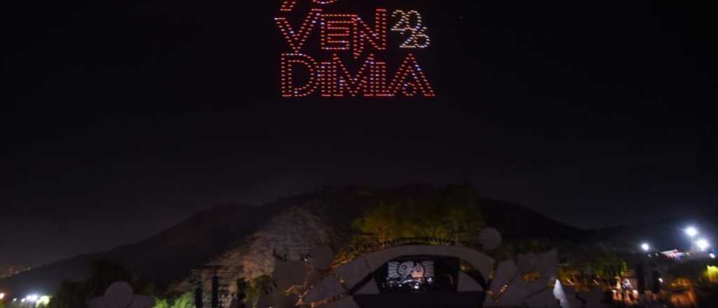 As&iacute; se arm&oacute; el show de drones que ilumin&oacute; el Acto Central de la Vendimia