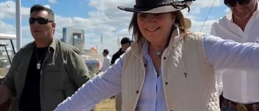 Bullrich: "Me vest&iacute; como para Cattaneo en Mendoza, no s&eacute; que ser&aacute;"