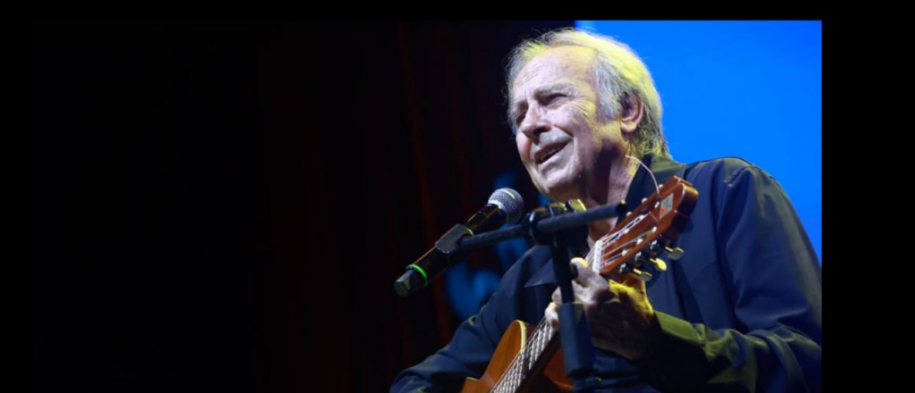 Serrat se despidi&oacute; de Mendoza cantando para su p&uacute;blico