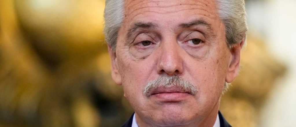 Alberto Fern&aacute;ndez opin&oacute; del caso Adorni: "Pobre, se fue a deslomar a EEUU"