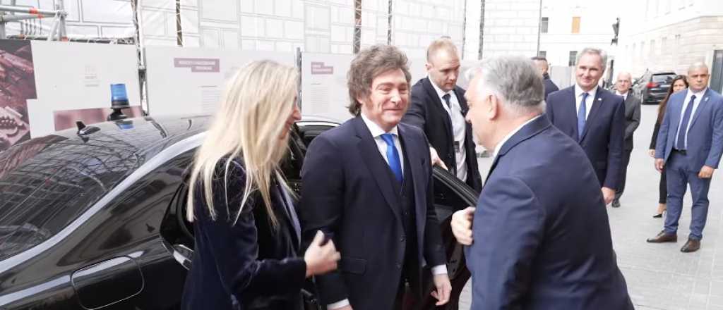 Milei en Hungr&iacute;a:  "Cuando la inmigraci&oacute;n no se adapta se convierte en invasi&oacute;n"