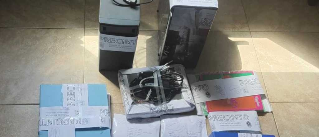 Allanaron al abogado imputado por estafas y hallaron más de USD 50 mil