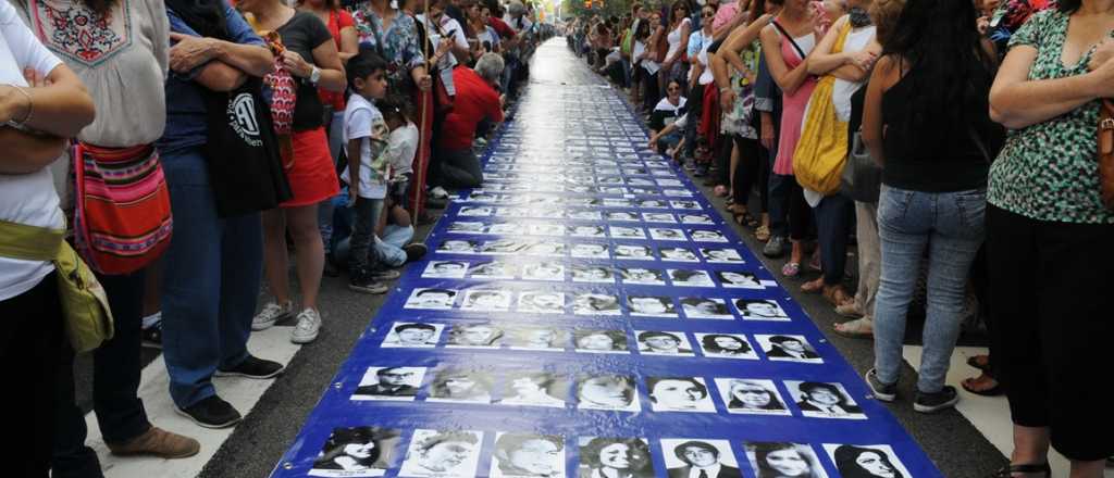 La marcha en Plaza de Mayo por Memoria, Verdad y Justicia
