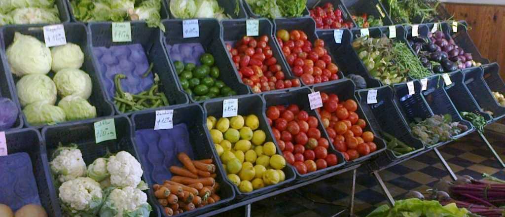 AFIP controlará frutas y verduras "en negro"