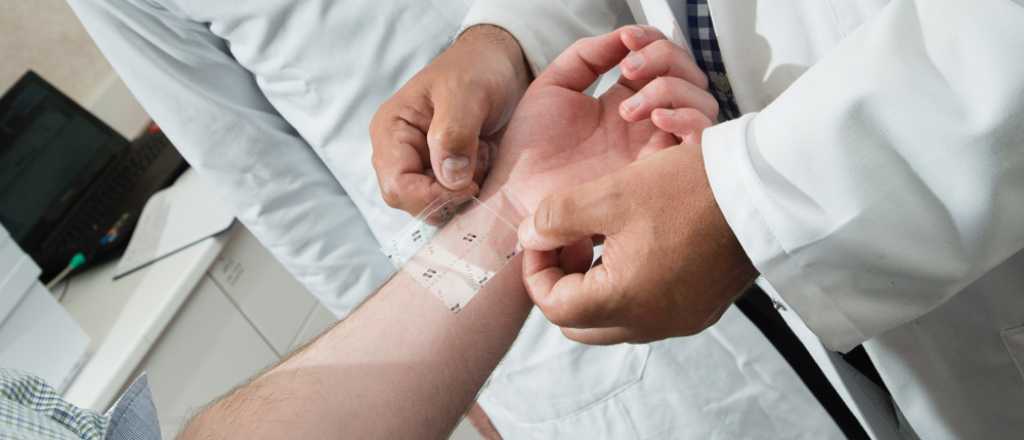 Llega el primer parche de ibuprofeno para combatir dolores cr&oacute;nicos