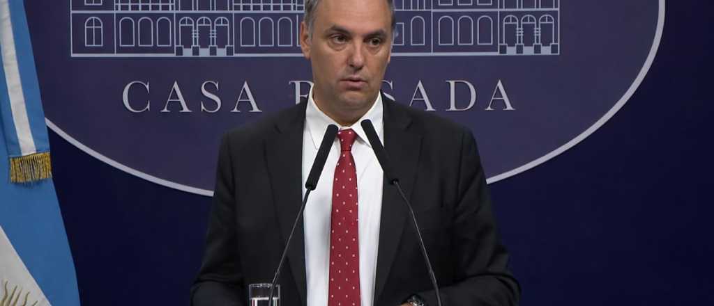 La escribana de Adorni explic&oacute; la compra de sus departamentos