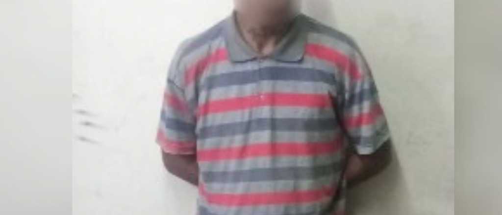 Detuvieron a un hombre con una réplica de arma en la Peatonal