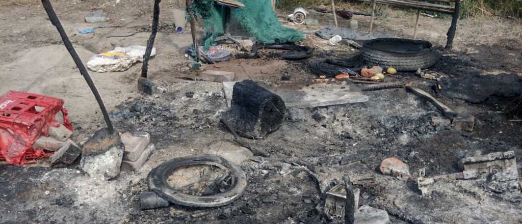 San Martín: lo amenazaron, le incendiaron la casa y desapareció