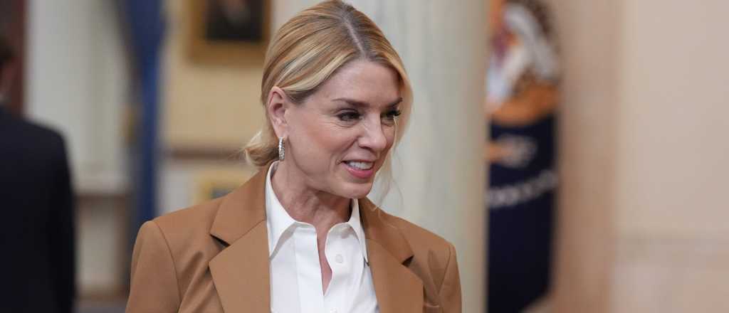 Trump destituy&oacute; a la fiscal general por el tratamiento del caso Epstein