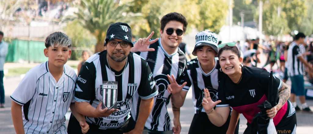 La emoci&oacute;n de los hinchas de Gimnasia luego del gran triunfo ante V&eacute;lez