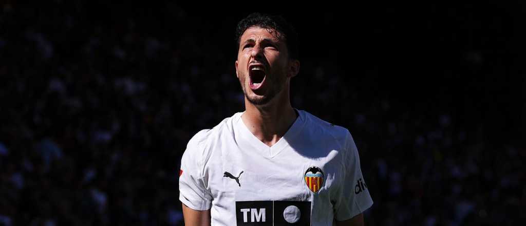 Tel&eacute;fono para Scaloni: Guido Rodr&iacute;guez marc&oacute; un doblete para el Valencia