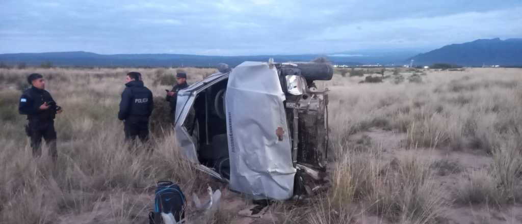 Un hombre volcó en la Ruta 7