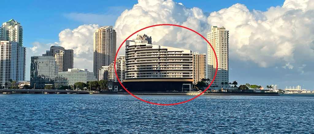 Video: así demolieron un icónico hotel de Miami