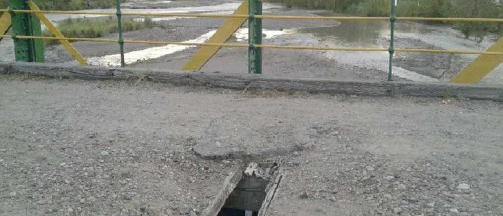 Sigue abierto el pozo donde cay&oacute; al r&iacute;o un ni&ntilde;o en Tunuy&aacute;n