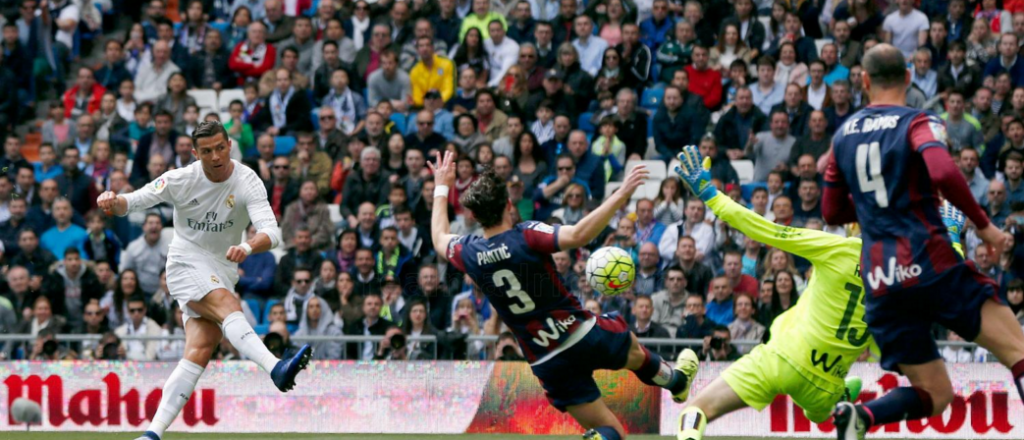 Lo humillaron a Cristiano: Ronaldo se "comió" terrible doble caño