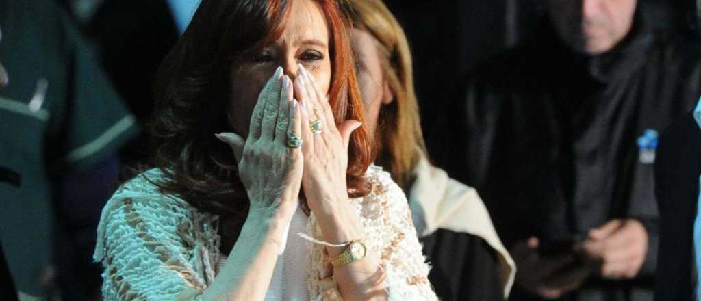 CFK cobra dos veces la asignaci&oacute;n vitalicia por un total de 340.000 pesos