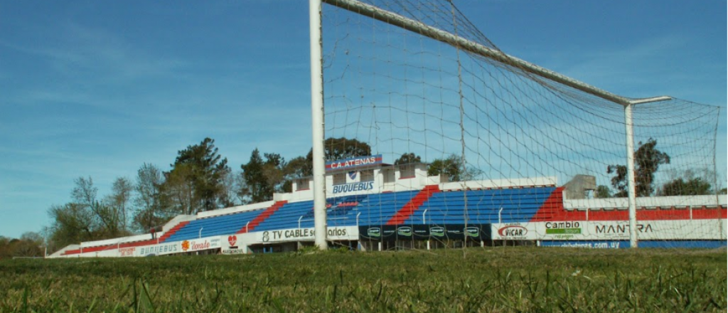 Un humilde club uruguayo conmueve culpa de las inundaciones