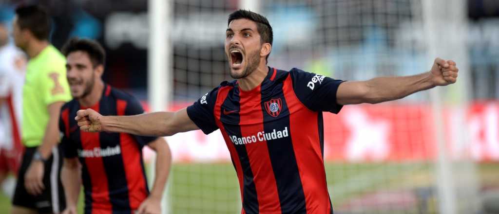 San Lorenzo gasta a Hurac&aacute;n con sus afiches