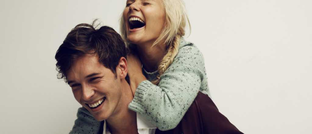 Llegó una App para convertirse en el novio perfecto