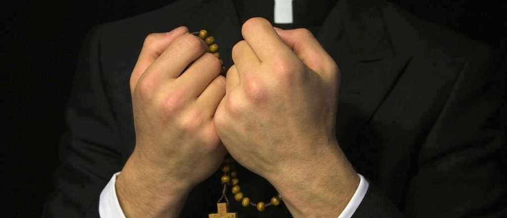 Un sacerdote se emborrach&oacute; y abus&oacute; de un chico frente a sus compa&ntilde;eros
