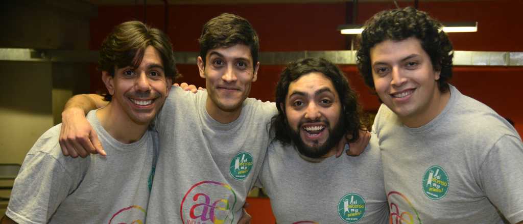 "Menos mal que es viernes" gan&oacute; el ascenso de la Liga de Improvisaci&oacute;n