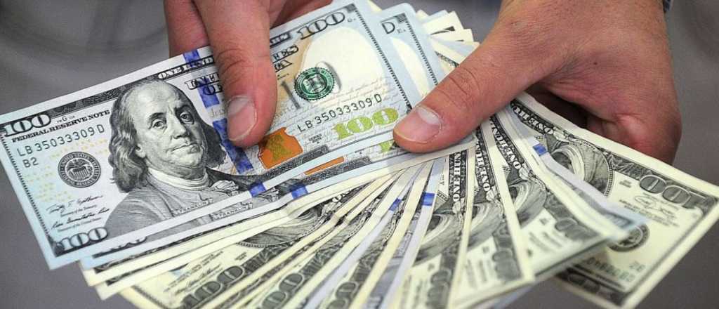 Dólar hoy: cotiza a $43,60 en el Banco Nación
