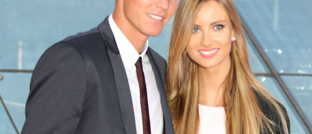 Le pidió casamiento a infartante modelo en pleno Grand Slam