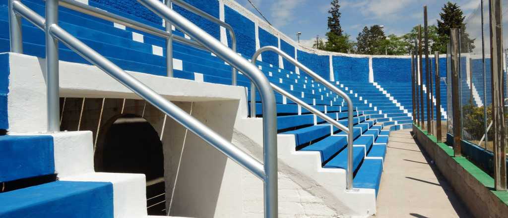 ¿La viste? Pintaron de nuevo la cancha del Tomba