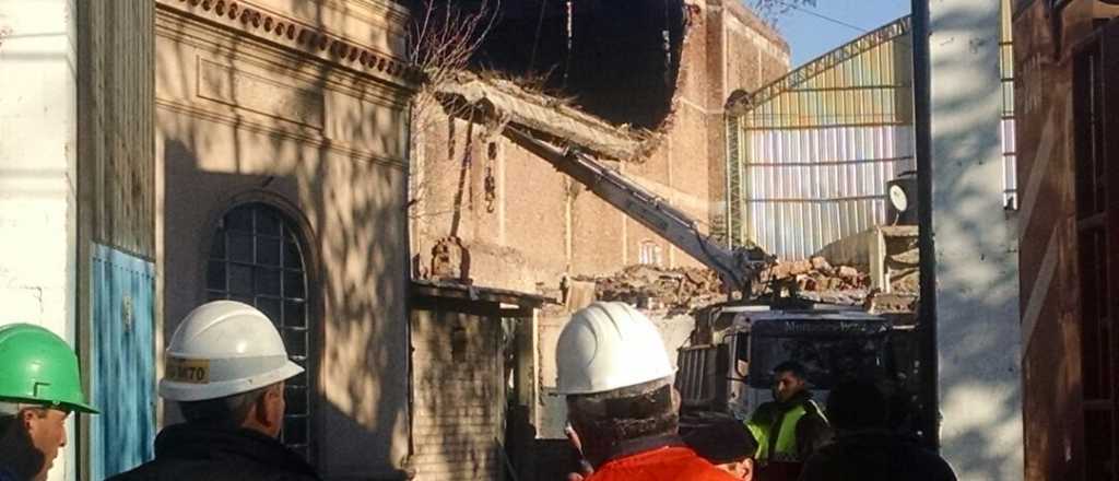 Madre e hijo, sepultados por un derrumbe