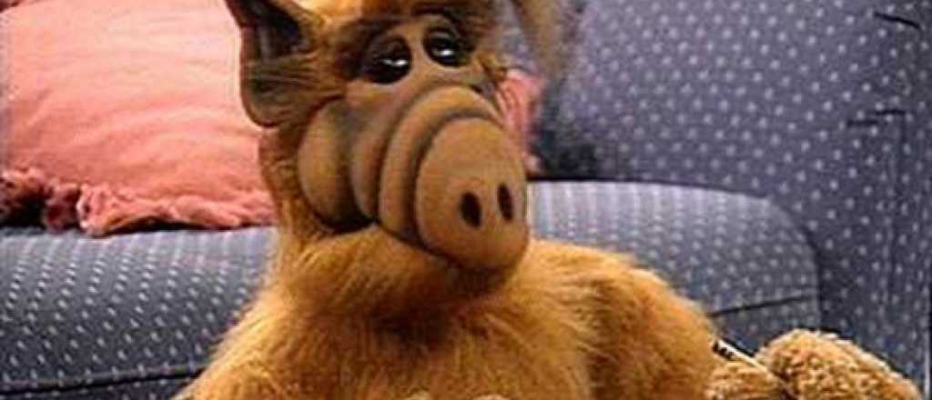 Mandó un audio imitando a Alf para conquistarla y se volvió viral