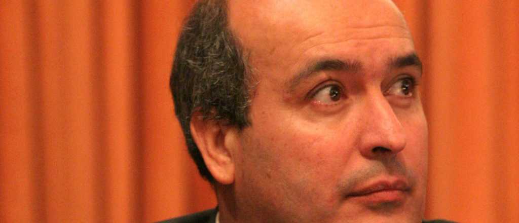 Jos&eacute; L&oacute;pez se quedaba con plata de pasant&iacute;as universitarias 