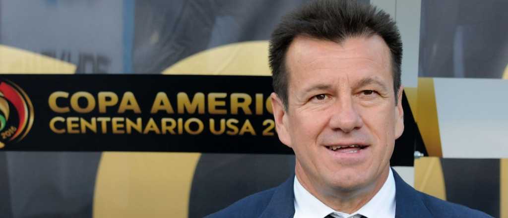 "Fora Dunga": tras el papelón, lo echaron